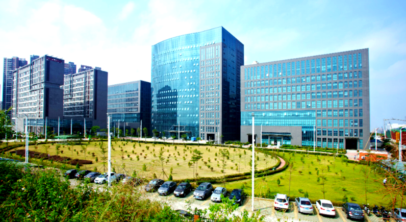深圳我咯云科技云端存储与自建机房成本效益对比分析